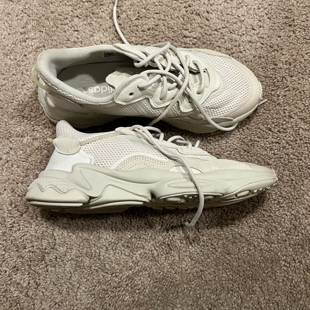 Adidas Original OZWEEGO Shoes